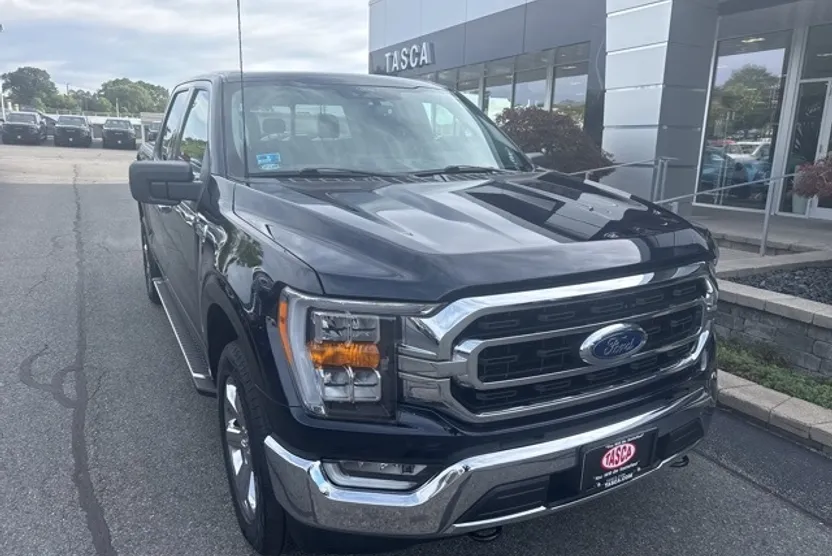 2022 Ford F-150 XLT photo 1
