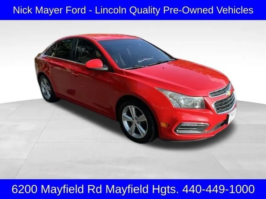 2015 Chevrolet Cruze photo 1