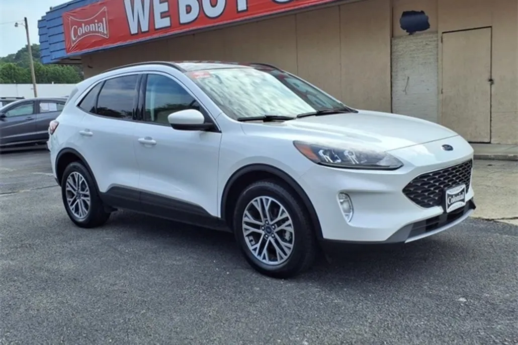 2022 Ford Escape SEL photo 1