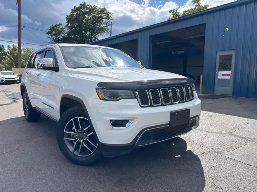 2019 Jeep Grand Cherokee Limited photo 1