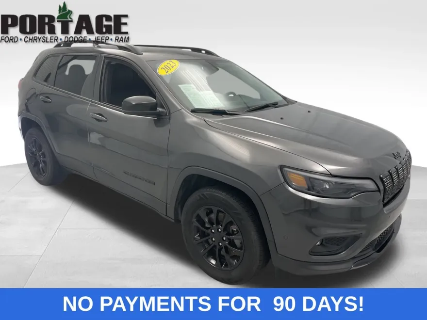 2023 Jeep Cherokee Altitude photo 1