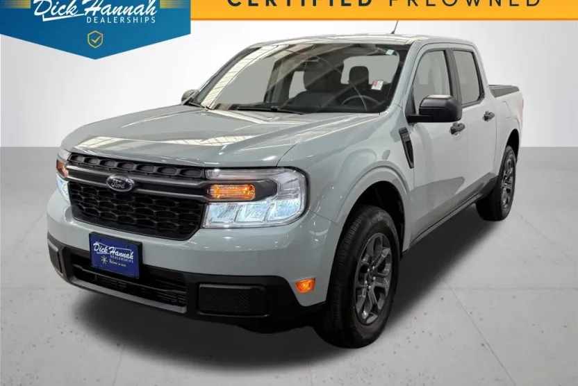 2024 Ford F-150 Lightning Lariat photo 1