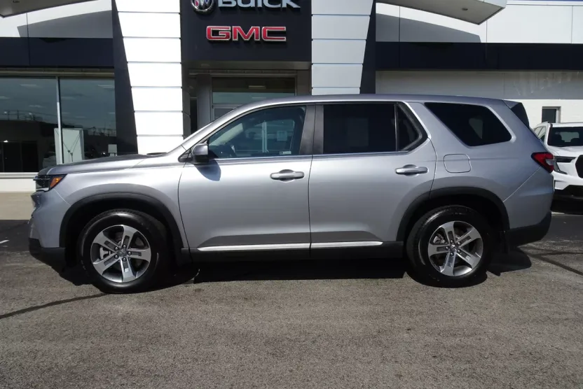 2025 Honda Pilot EX-L photo 1