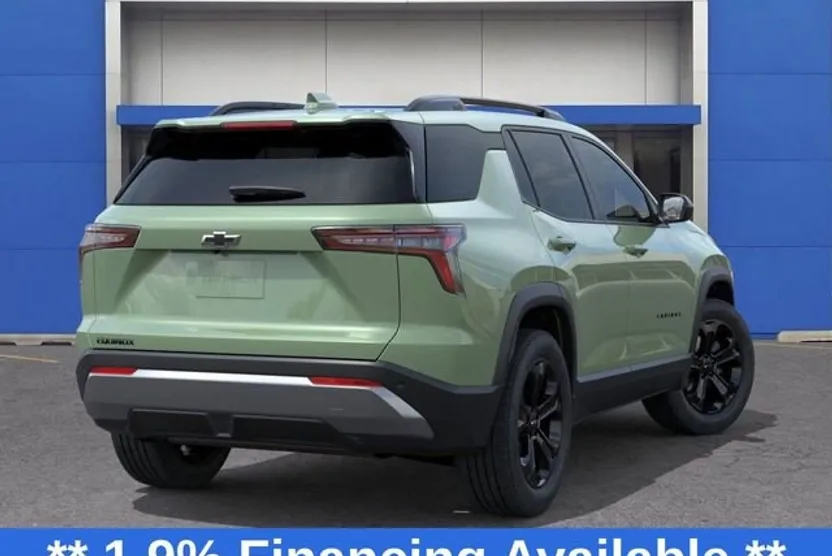 2026 Chevrolet Equinox LT photo 1