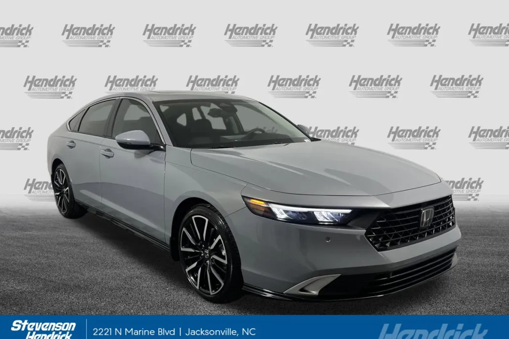 2025 Honda Accord Hybrid Touring photo 1