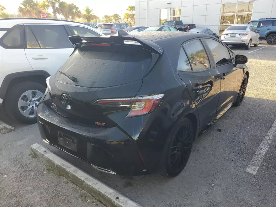 2019 Toyota Corolla XSE photo 1
