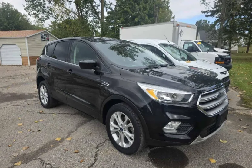 2017 Ford Escape SE photo 1