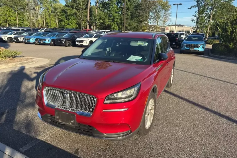 2020 Lincoln Corsair Standard photo 1