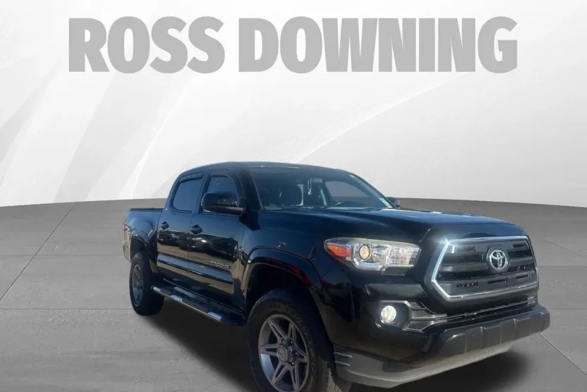 2016 Toyota Tacoma SR5 photo 1