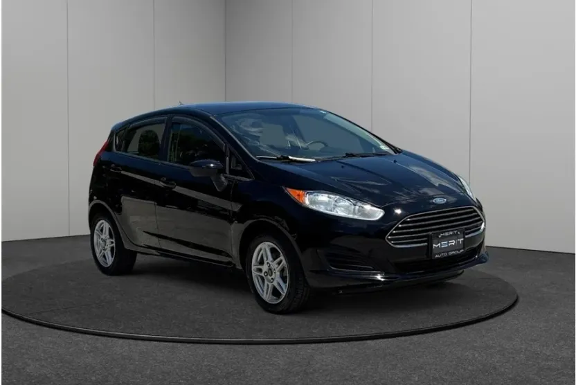 2019 Ford Fiesta SE photo 1