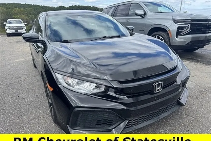 2017 Honda Civic LX photo 1