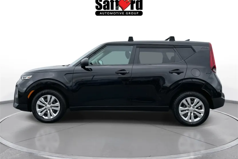 2021 Kia Soul LX photo 1