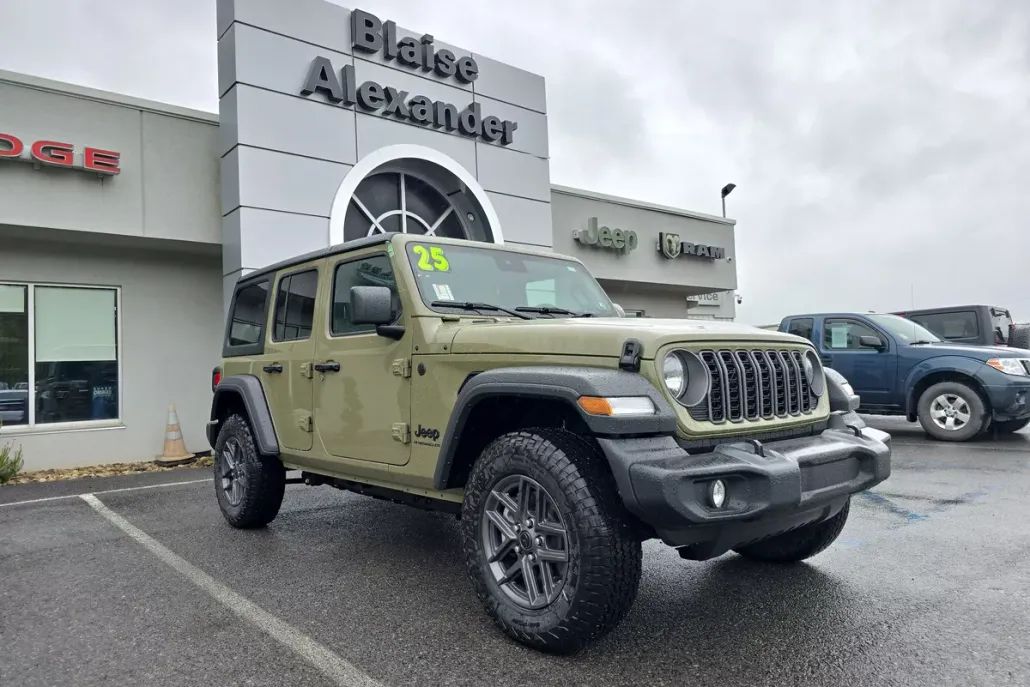 2025 Jeep Wrangler Sport photo 1