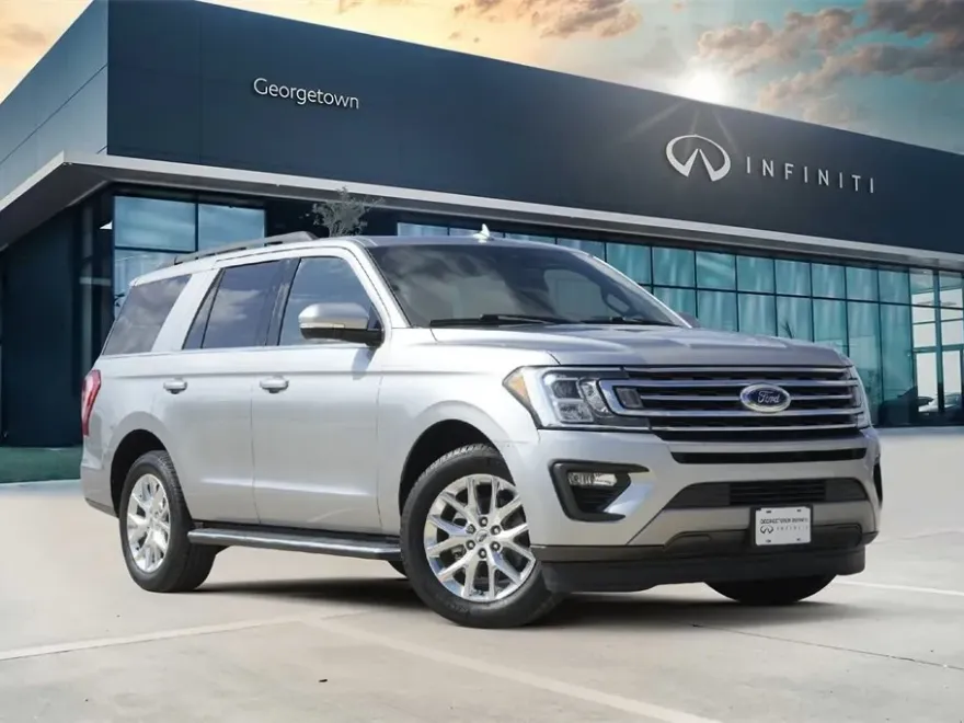 2021 Ford Expedition XLT photo 1