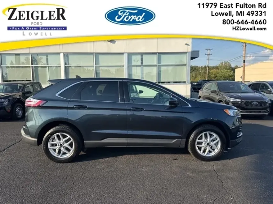 2024 Ford Edge SEL photo 1