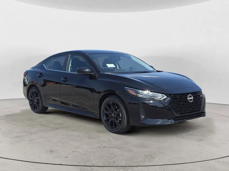 2025 Nissan Sentra SR photo 1