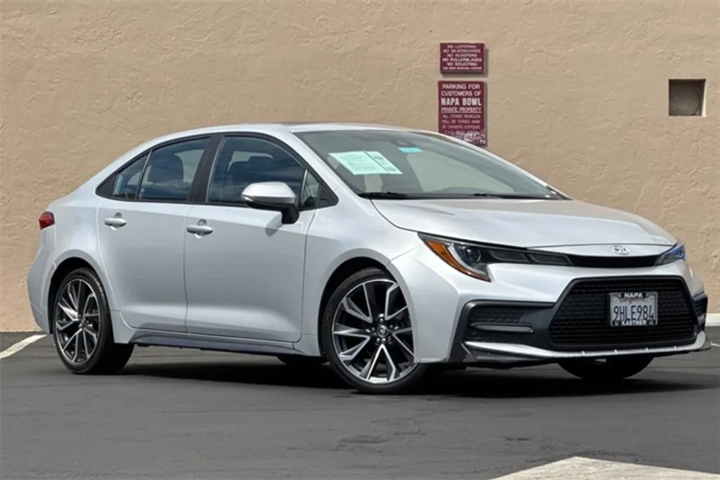2020 Toyota Corolla XSE photo 1