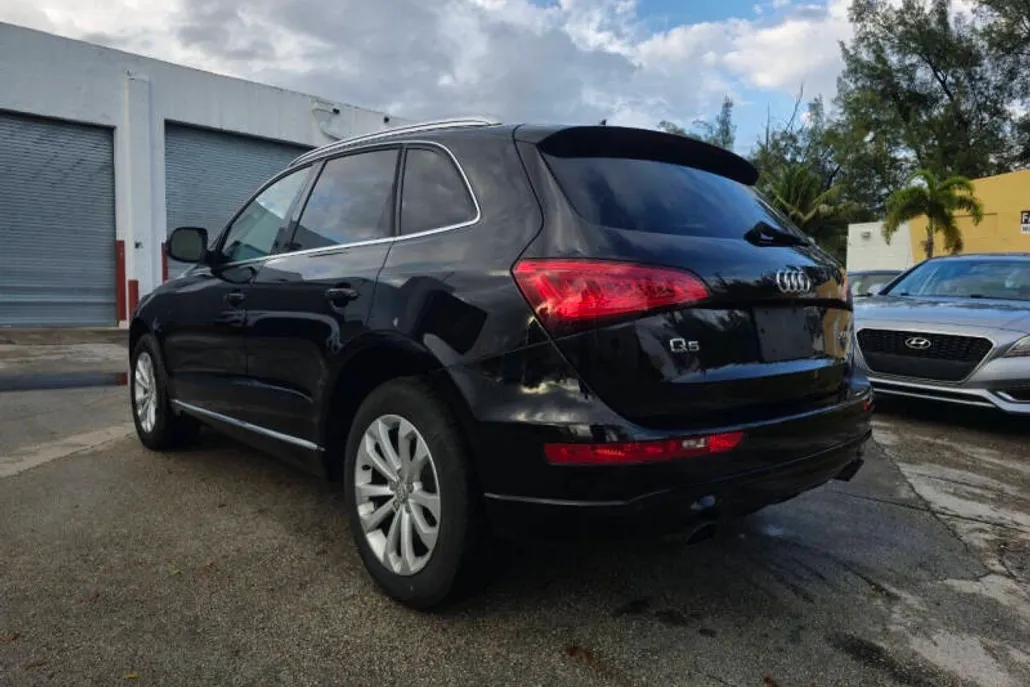 2014 Audi Q5 2.0T Premium Plus photo 1