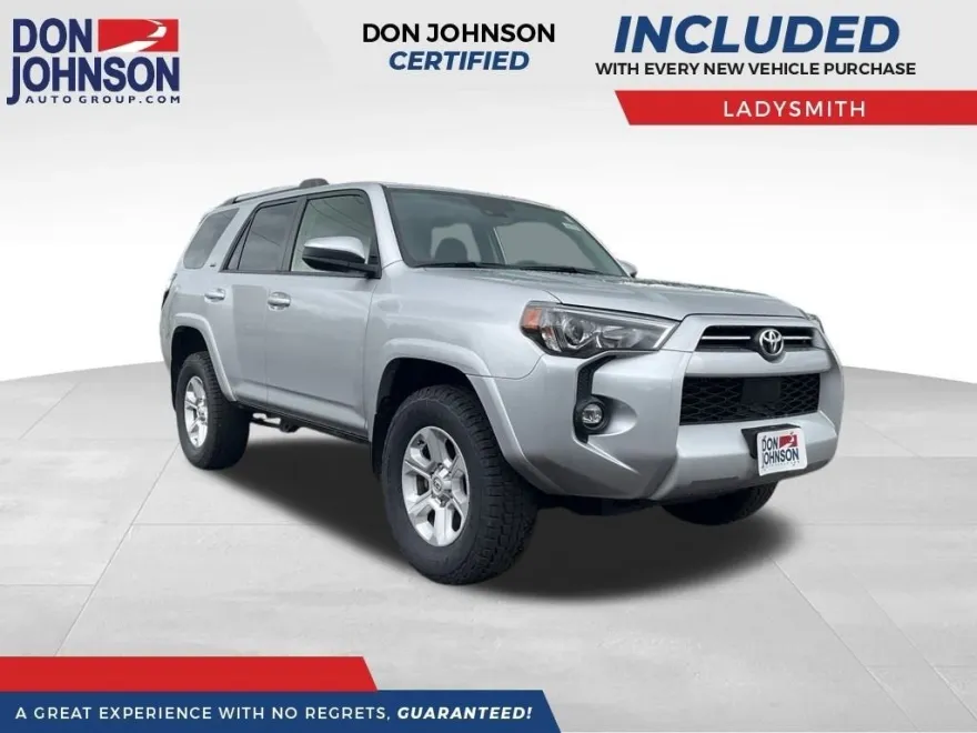 2022 Toyota 4Runner SR5 photo 1