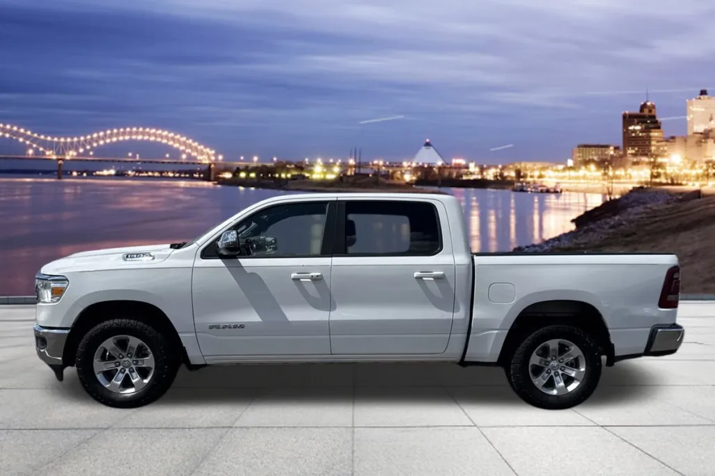 2024 Ram 1500 Laramie photo 1