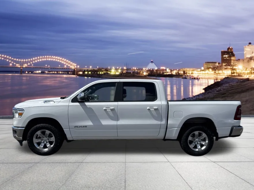 2024 Ram 1500 Laramie photo 1