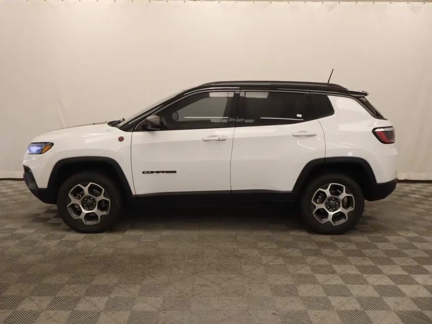 2022 Jeep Compass Trailhawk photo 1