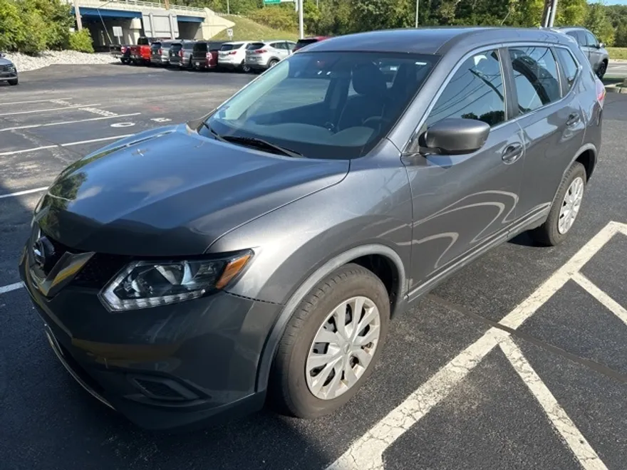 2016 Nissan Rogue S photo 1