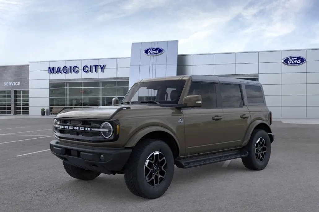 2025 Ford Bronco Outer Banks photo 1