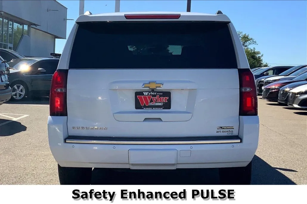 2017 Chevrolet Suburban 1500 Premier photo 1