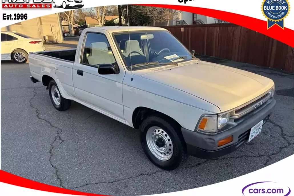 1989 Toyota Pick-Up photo 1