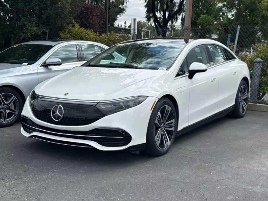 2023 Mercedes Benz EQS Sedan 450 photo 1