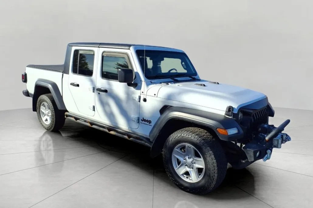 2020 Jeep Gladiator Sport photo 1