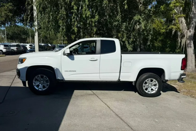 2022 Chevrolet Colorado LT photo 1