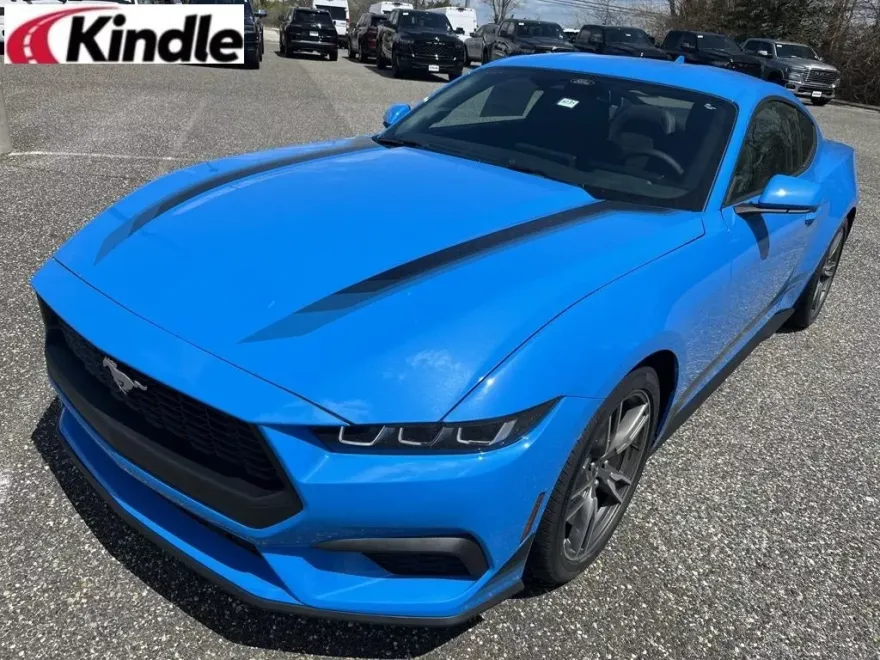 2025 Ford Mustang EcoBoost photo 1