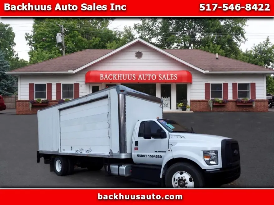 2016 Ford F-650 SuperCab photo 1