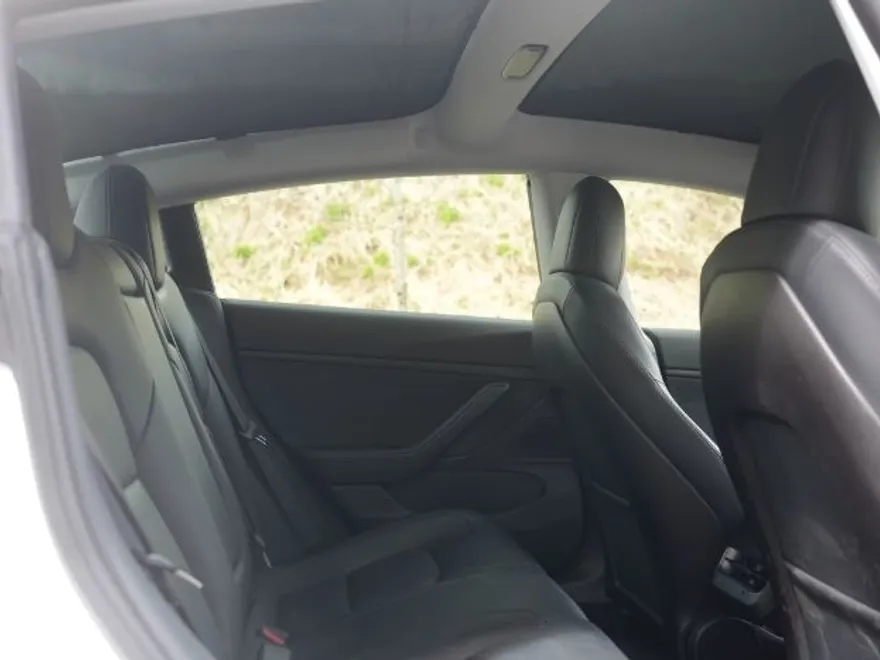 2020 Tesla Model 3 Performance photo 25
