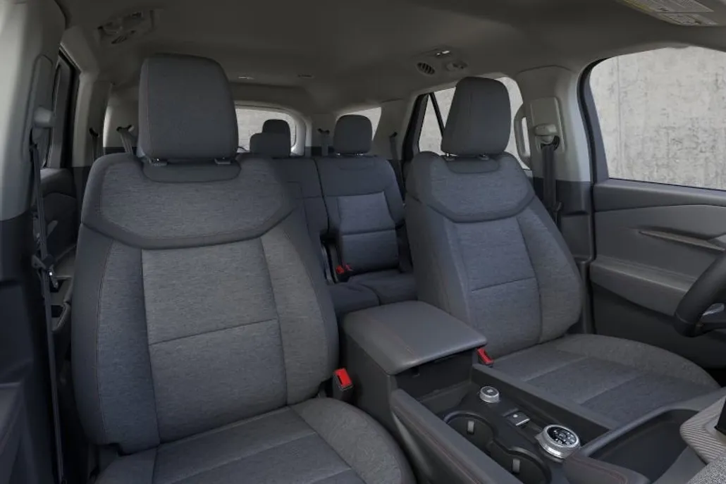 2025 Ford Explorer photo 1