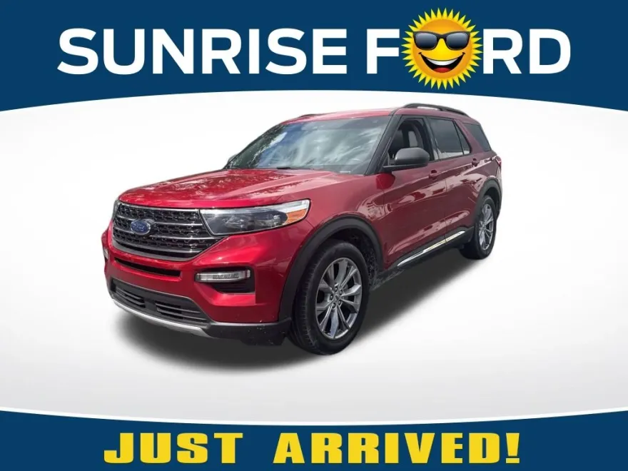 2020 Ford Explorer XLT photo 1