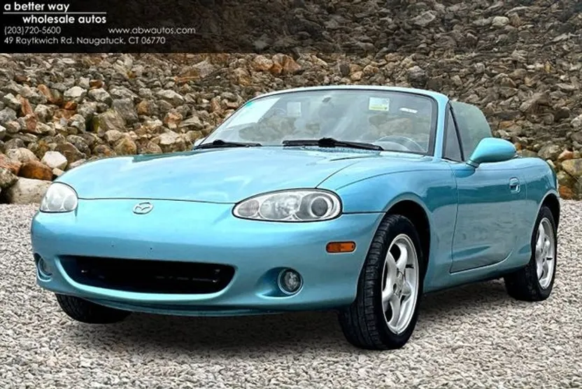 2002 Mazda MX-5 Miata Miata Base photo 1