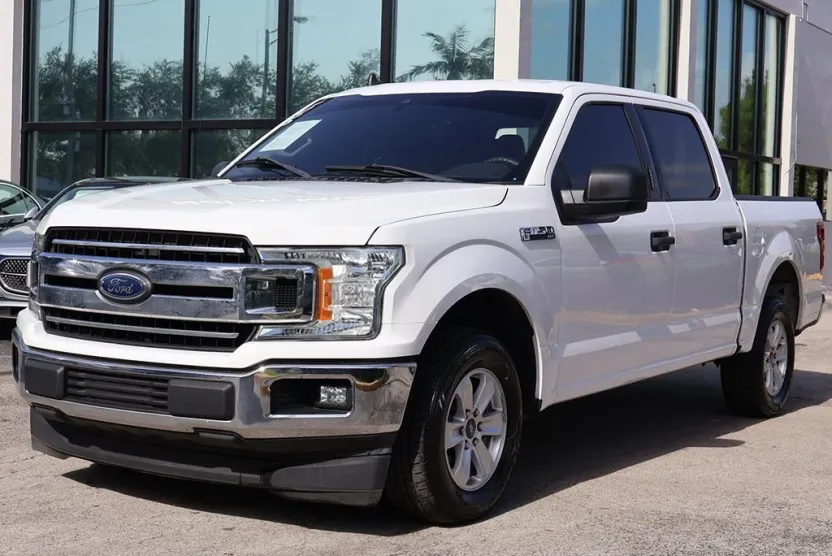 2020 Ford F-150 XLT photo 1