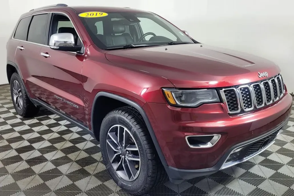 2019 Jeep Grand Cherokee Limited photo 1