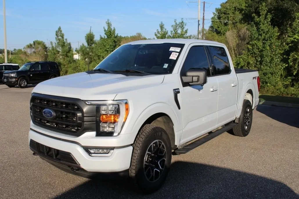 2022 Ford F-150 XLT photo 1