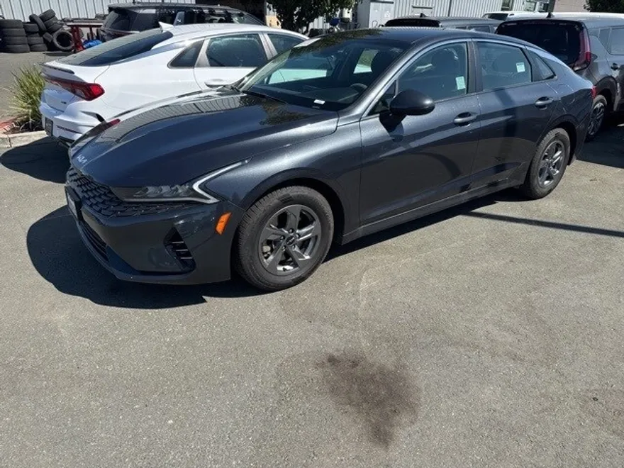 2022 Kia K5 LXS photo 1