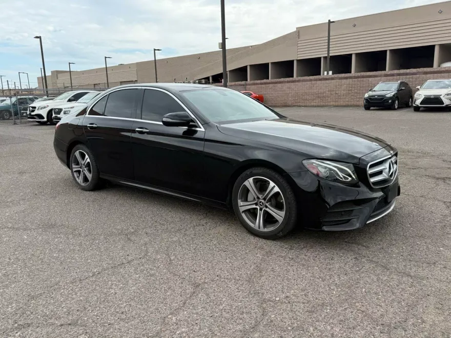 2020 Mercedes Benz E 350 photo 1