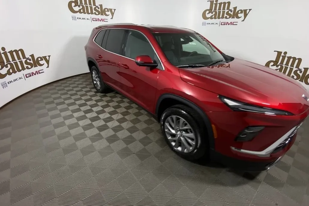 2026 Buick Enclave Preferred photo 1