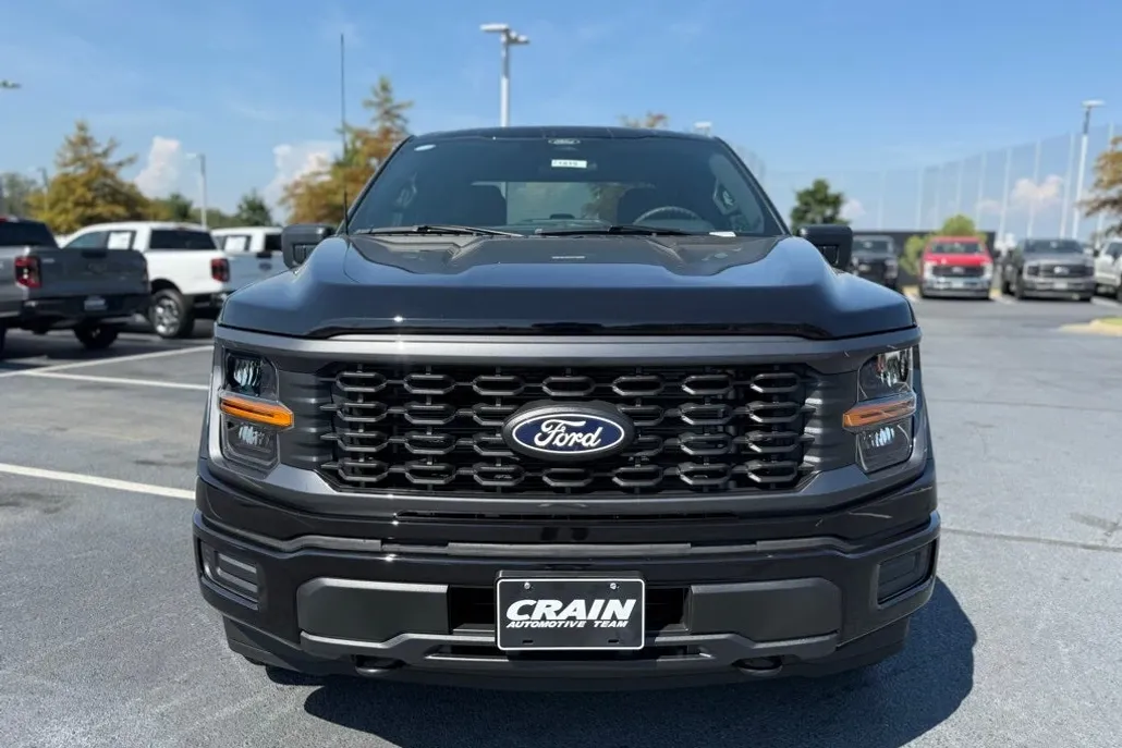2025 Ford F-150 STX photo 1