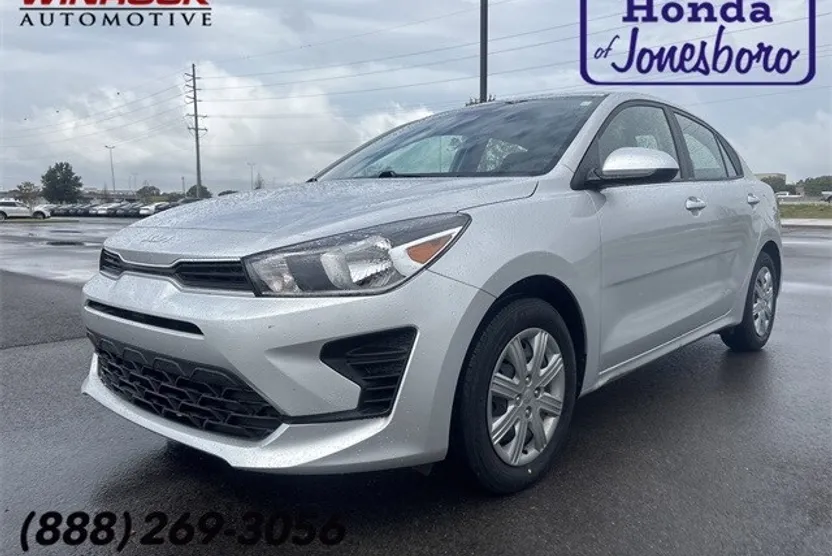 2023 Kia Rio S photo 1