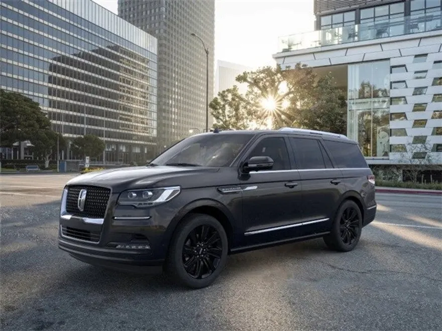 2024 Lincoln Navigator Reserve photo 1