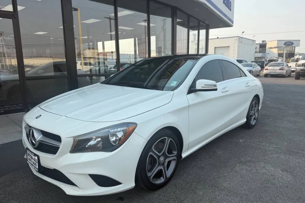 2014 Mercedes Benz CLA 250 4MATIC photo 1