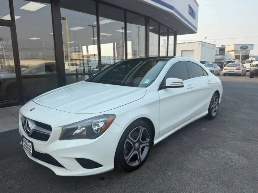 2014 Mercedes Benz CLA 250 4MATIC photo 1